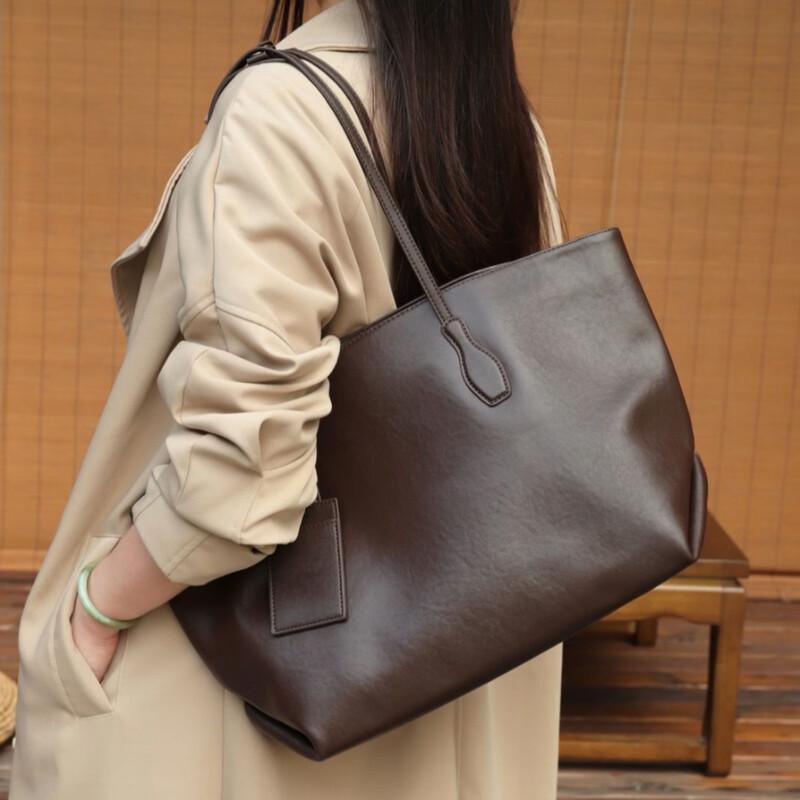 Dou Xiaozhu Retro Soft Leather Large Tote Bag