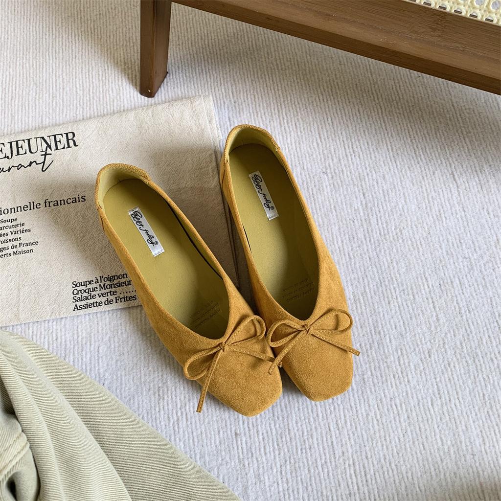 Innen aufgerautes französisches Wildleder Ballerina Abend Einzelschuhe Damenschuhe neues Frühlingsoutfit Rock rot Hochzeitsschuhe