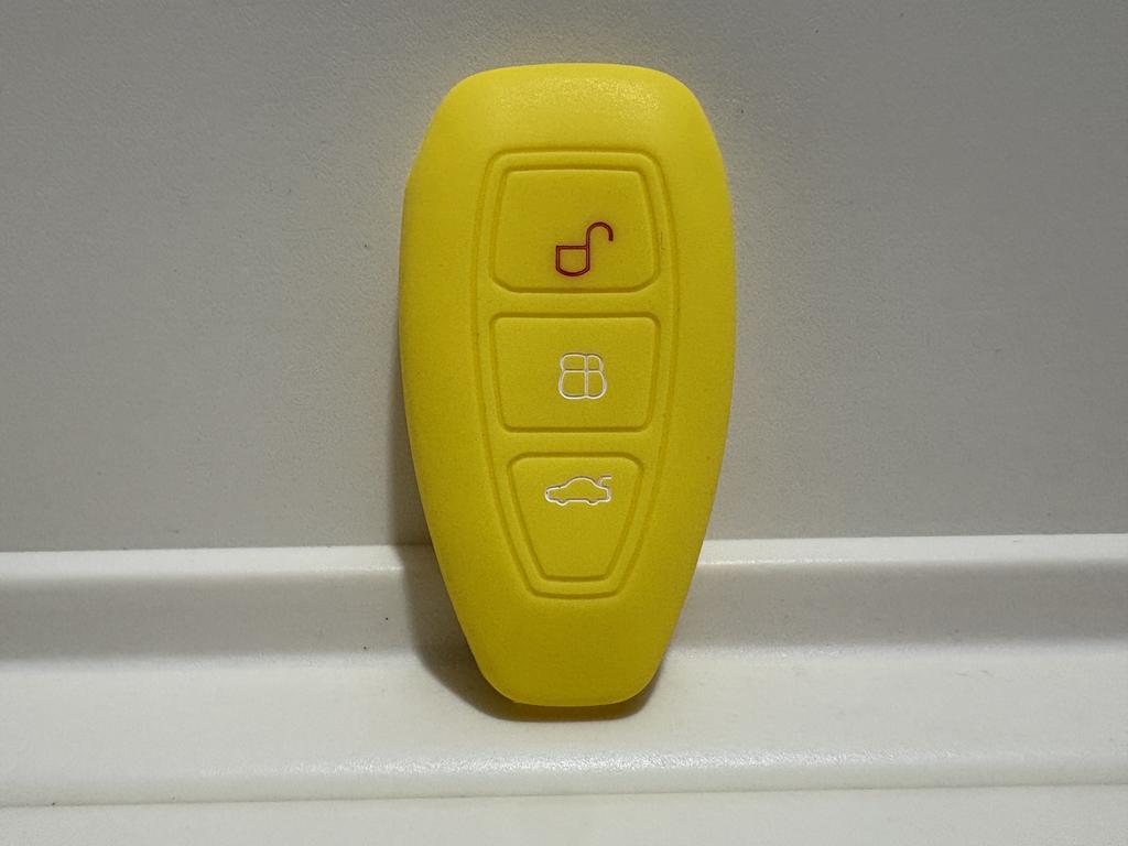 1Pc New 3 Button Silicone Car Key Case Cover For Ford Focus 3 MK3 Mondeo Fiesta Kuga Escape Ecosport 2013 2014 Smart Style Shell