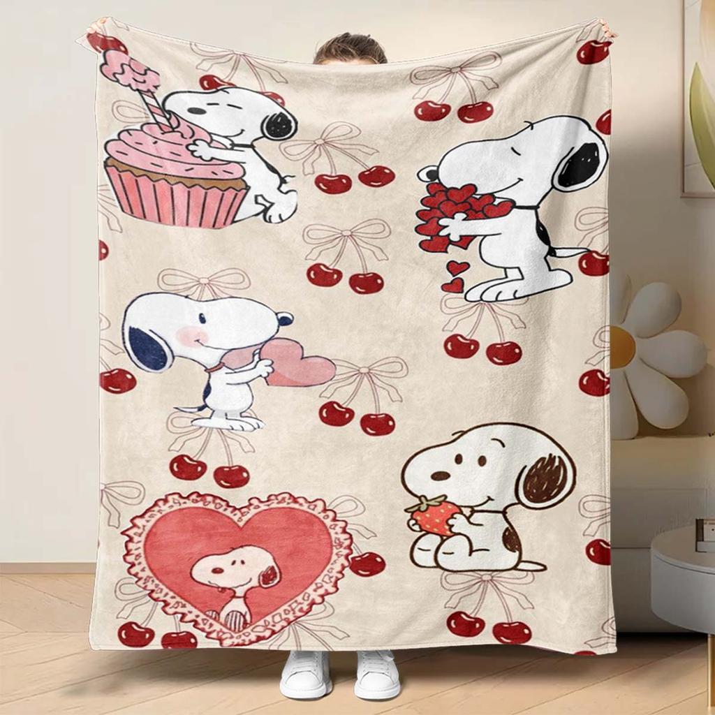 Cute Snoopy print soft and warm blanket, perfect for naps, sofas, beds, camping trips, the office, birthday and holiday gifts.