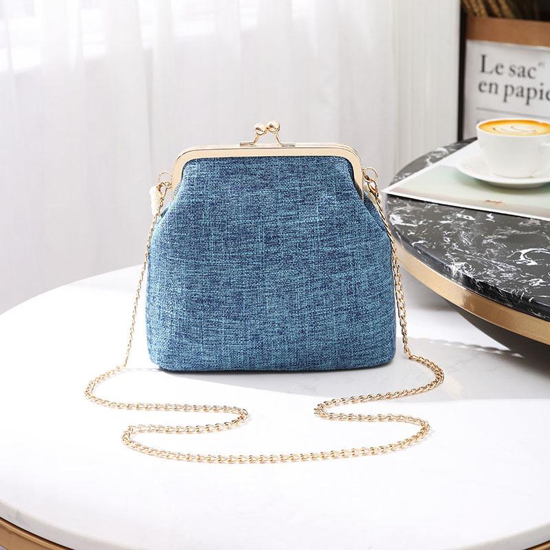 Clip Bag Shoulder Bag Crossbody Bag Portable Shell Bag Versatile Mobile Phone Bag Fashion Cosmetic Bag