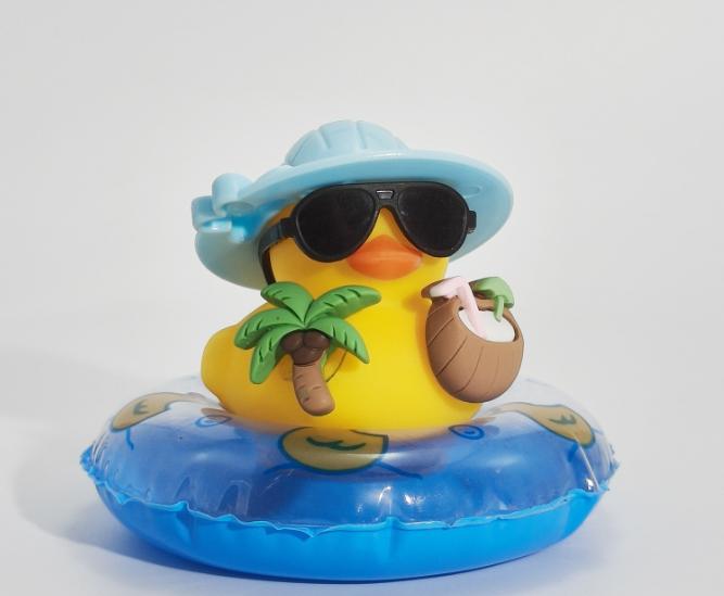 New! New! Car Dashboard Ornaments Summer Little Yellow Duck Coconut Skateboard Hat Rubber Squeeze Duck Cute Car Decoration