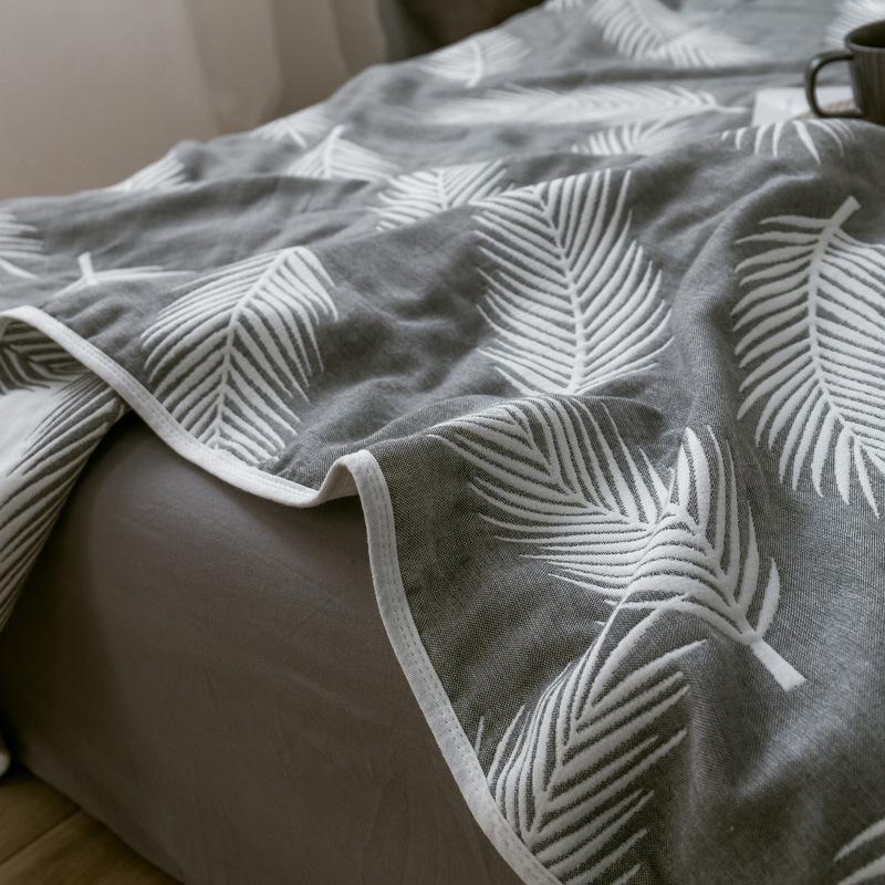 The New Cotton Six-layer Gauze Towel Quilt Is A Single Double Air Conditioning Blanket, A Cotton Sofa Towel, A Four-season Lunch Break Blanket