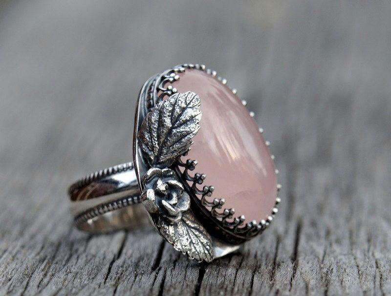 Vintage Goose Egg Shape Inlaid Alloy Ring for Women