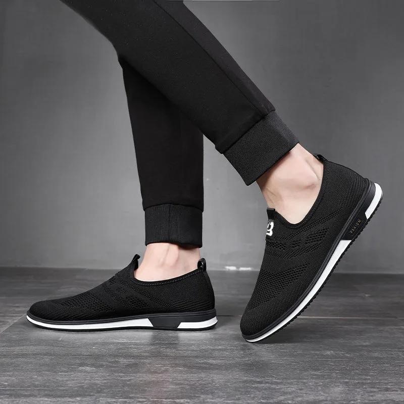 2024Sneakers Men Breathable Mesh Lightweight Casual Shoes Comfortable Soft Bottom Flats Slip On Men Shoes Zapatillas Hombre