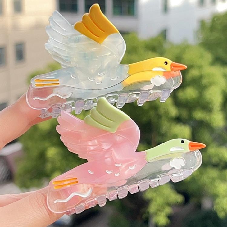 Acetate Hair Claw Clip in Wild Gooses Designs Women's Hair Accessory Fashion Hair Decoration for Fashion Enthusiasts