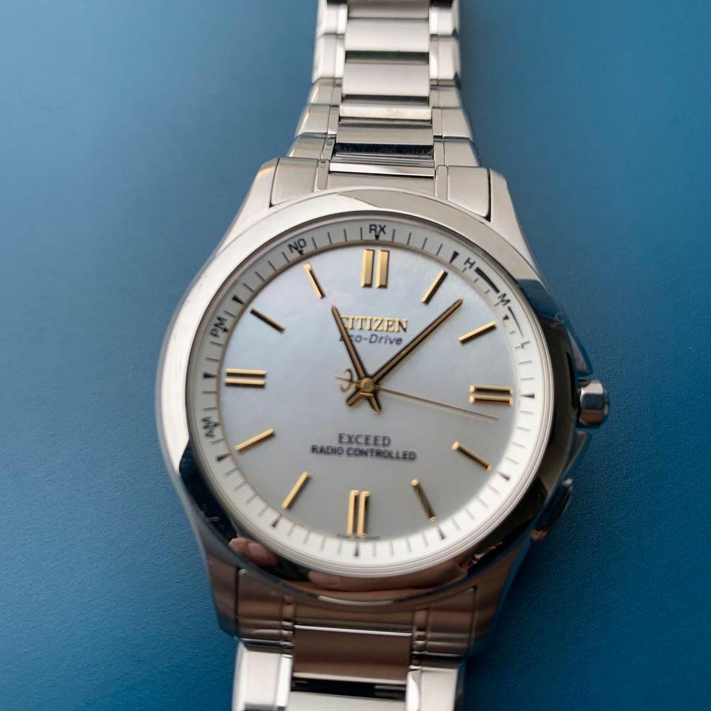 Used Citizen Exceed Mother-of-pearl Radio Wave Solar Beautiful Used Condition Titanium Duratect