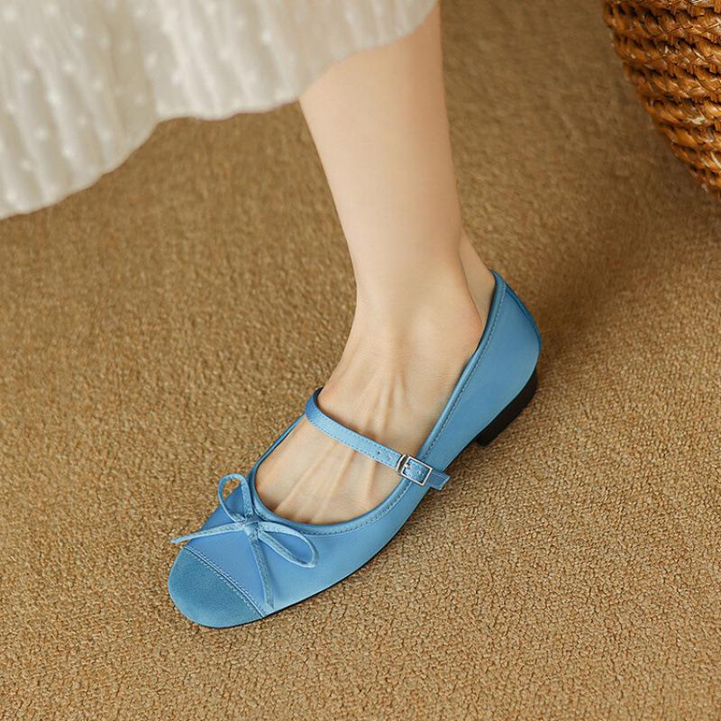 Four Seasons Soft Sheepskin Women's Shoes Low Top Leather Large Size New Non-slip Single Shoes Women's Round Head Low Heel Casual Single Shoes Women's