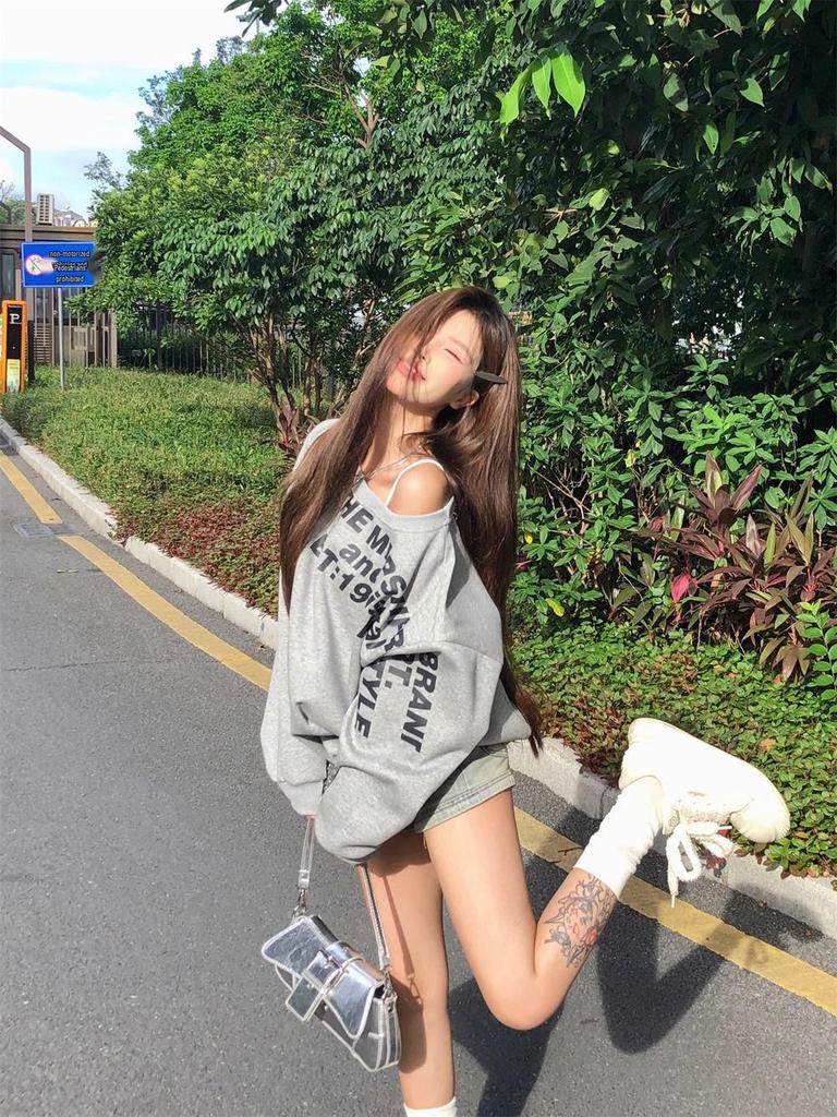 Women's Oversized Gray Off-Shoulder Sweater with American Letter Print, Perfect for Early Autumn.