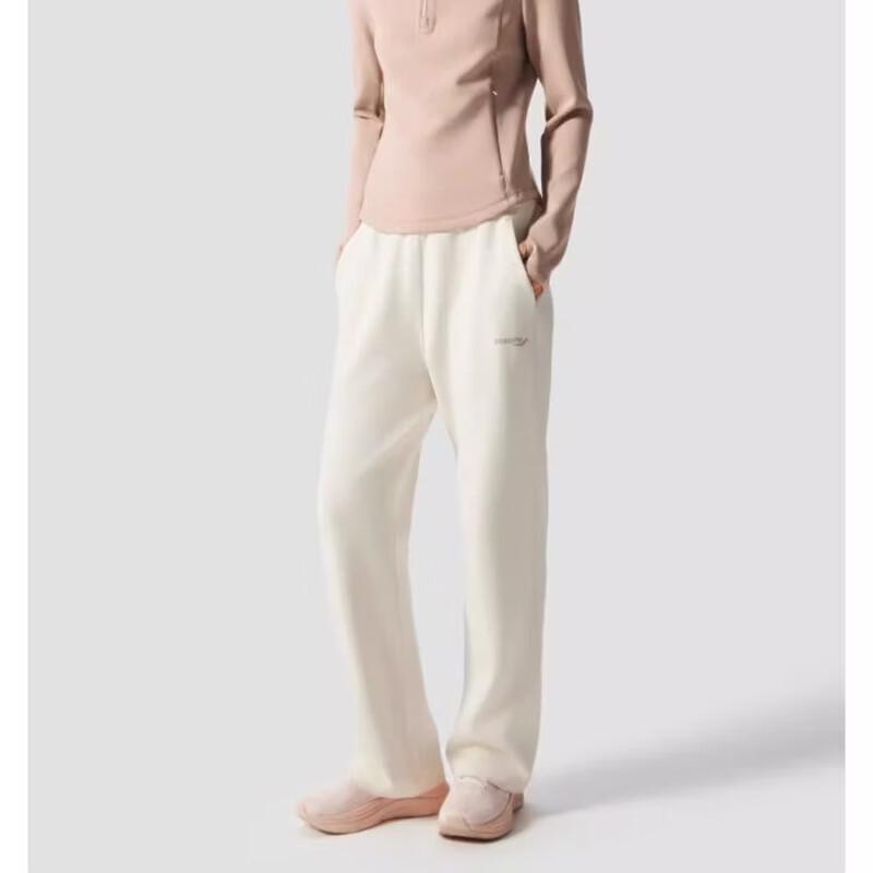

Saucony Women s Loose High-Waist Knit Pants M