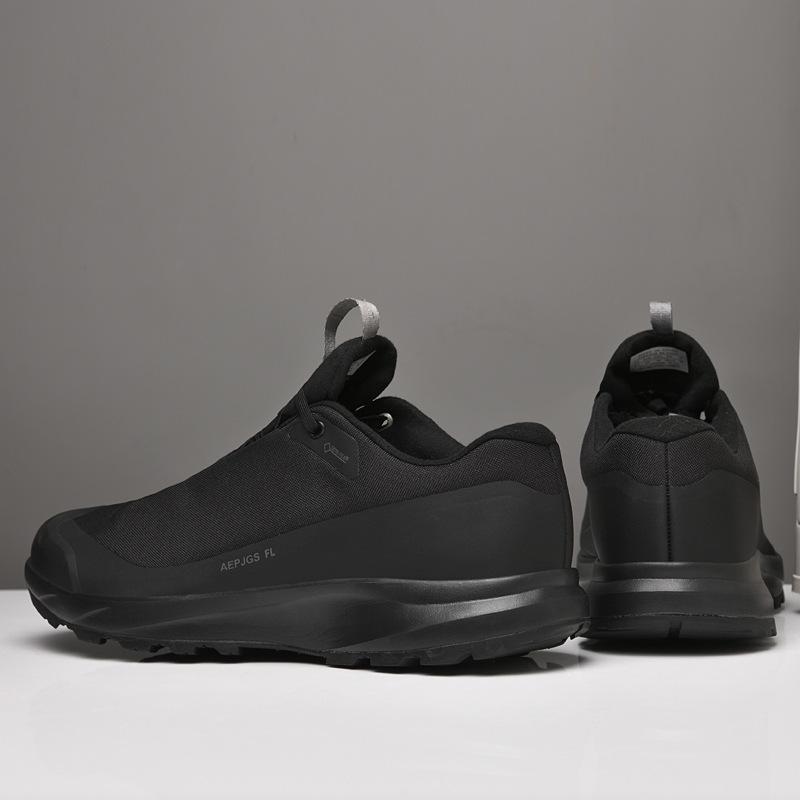 Live Broadcast of the Same Men's Shoes All-terrain Running Shoes Outdoor Socks Waterproof Off-road Hiking Sports Shoes Versatile Casual Shoes