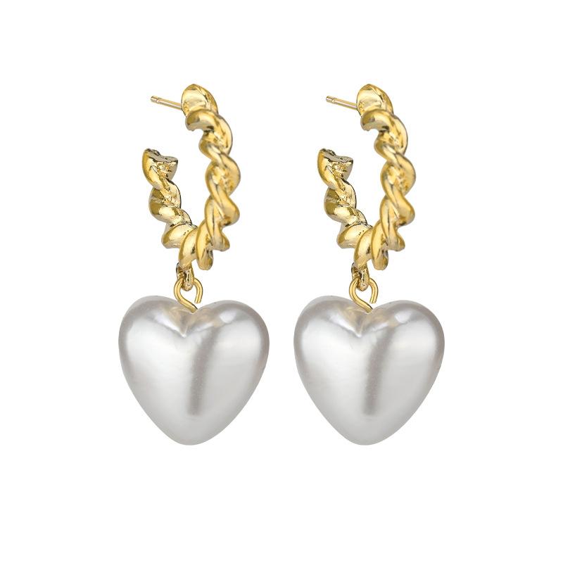 Stylish And Simple Heart Earrings Korean Trend 925 Silver Needle Earrings Women'S Geometric Earrings