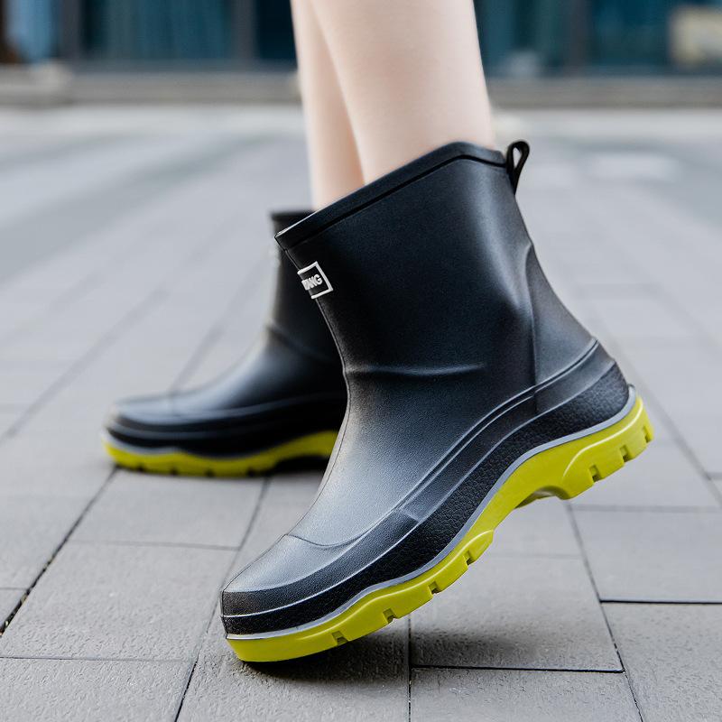 Fashion Rain Boots for Women Short Tube Non-slip Waterproof Shoes Plus Velvet Warm Rain Boots Kitchen Work Four Seasons Rubber Shoes Overshoes