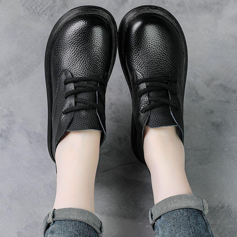 Retro Style Leather Ankle Boots for Wide Feet - Chunky Heel & Thick Sole