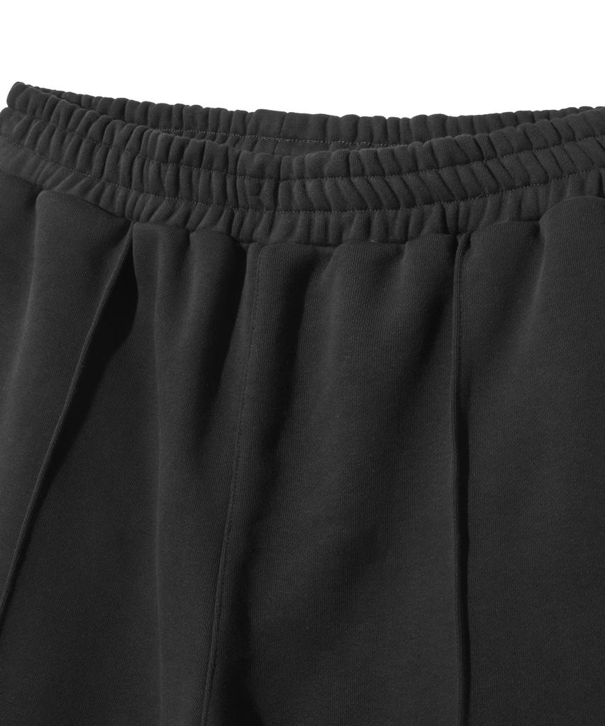 FILLUMINATE Pintuck Training Sweat Shorts - Black