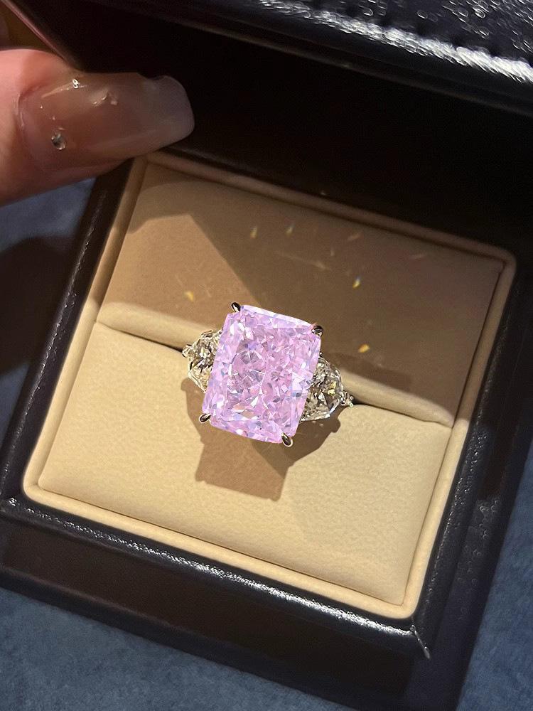 Luxury Light Luxury Large Carat Yellow Diamond Ring Super Flash Ice Flower Ceredian High Carbon Diamond Pendant Necklace Female Stud Earrings