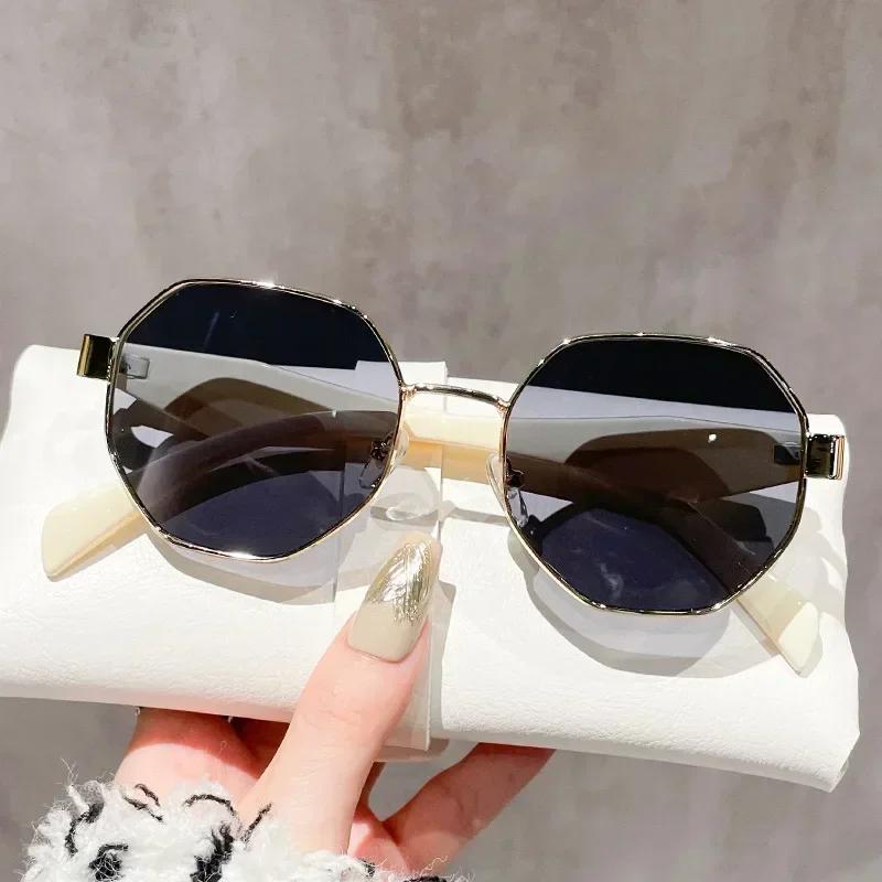 Polygonal Metal Frame Sunglasses Premium Sense Of Street Shooting Anti-Ultraviolet Sunglasses Fashion Versatile Sunglasses