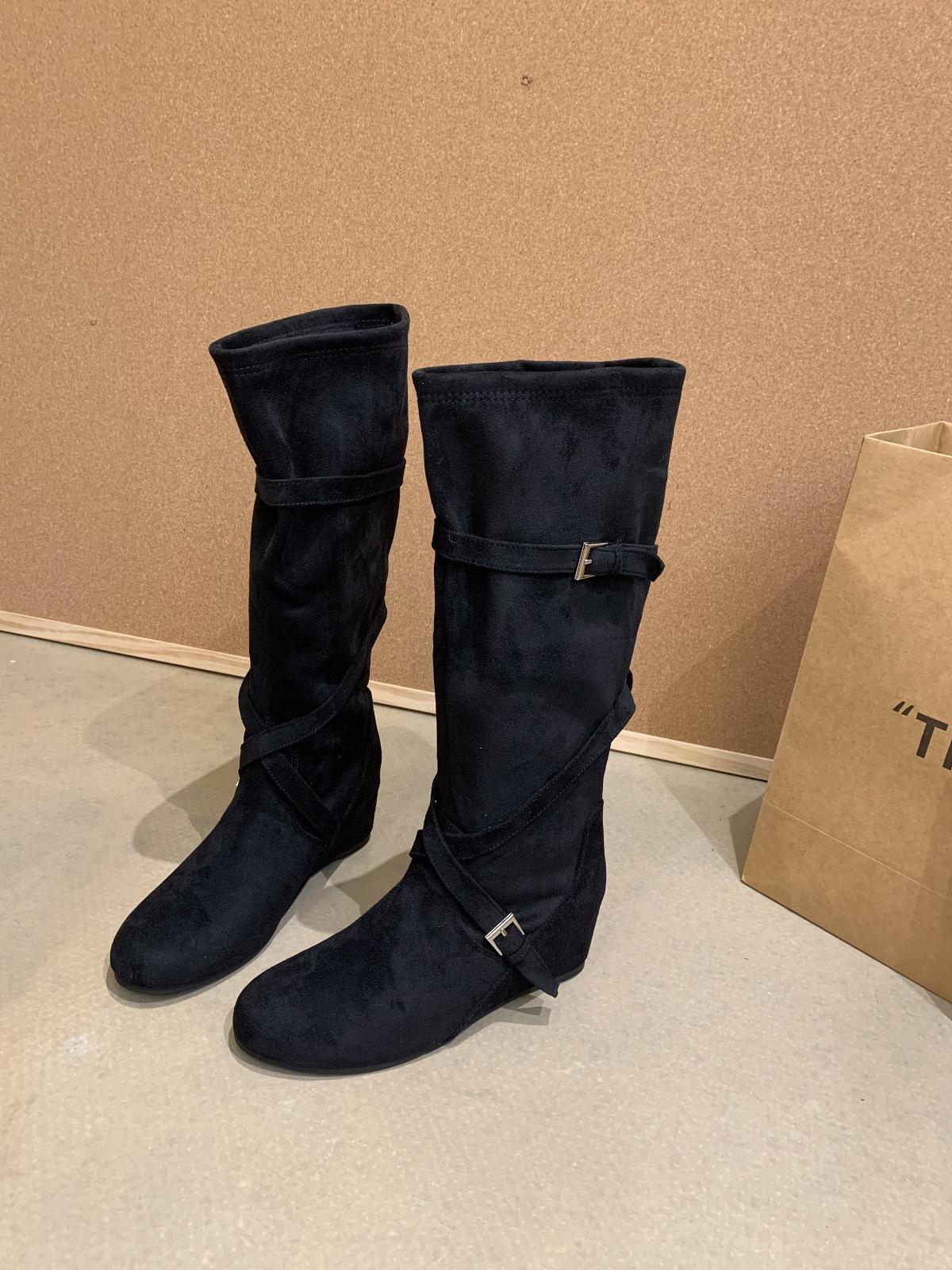 Retro low-heeled cross-strap stacking boots autumn and winter western cowboy boots inner height-increasing high knight boots women 39 чёрный 4290₽