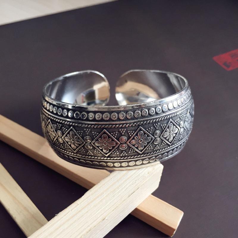 Retro Silver Bracelet Engraved Opening Wide Bracelet Fashionable Personality Miao Silver Old Antique Jewelry