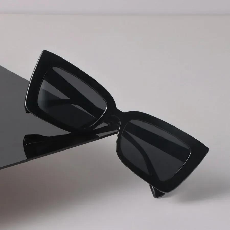Retro Square Sunglasses Women Fashion Plastic Frame Vintage Sun Glasses Men Stylish Oversized Eyewear