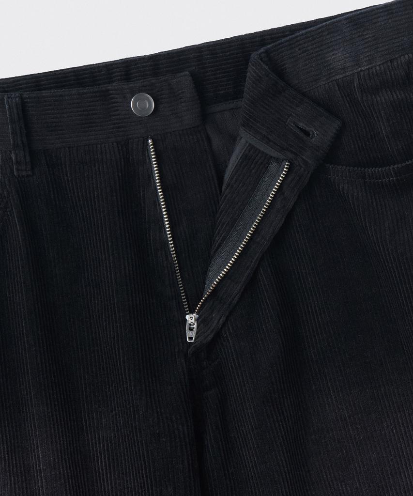 Musinsa Standard Big Brush Wide Corduroy Pants [Black]