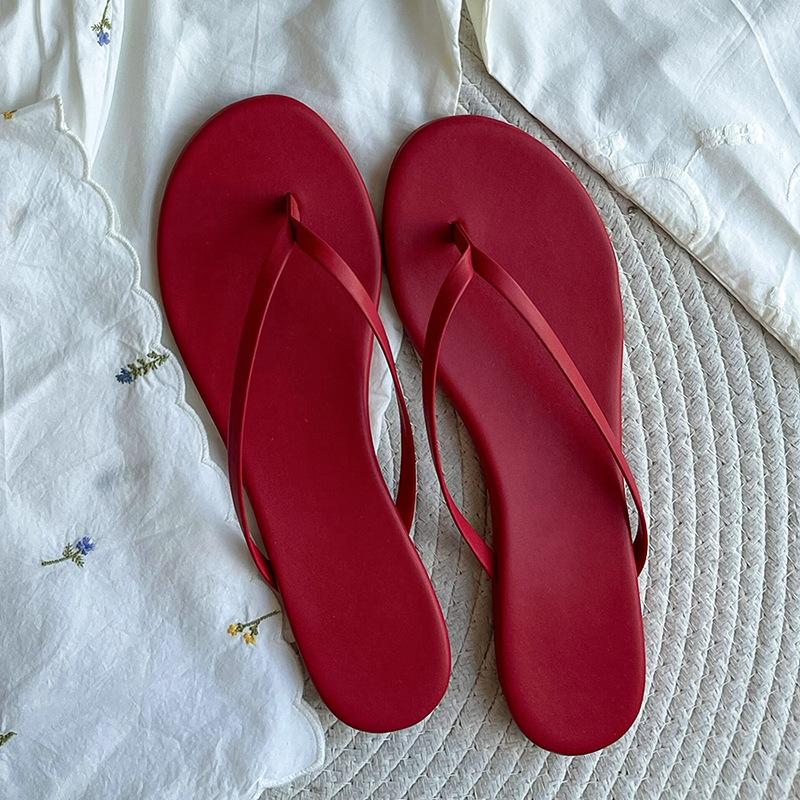 Whole cowhide~ niche flip-flops red summer wear seaside beach ladies flat-bottomed slippers pinch women's black