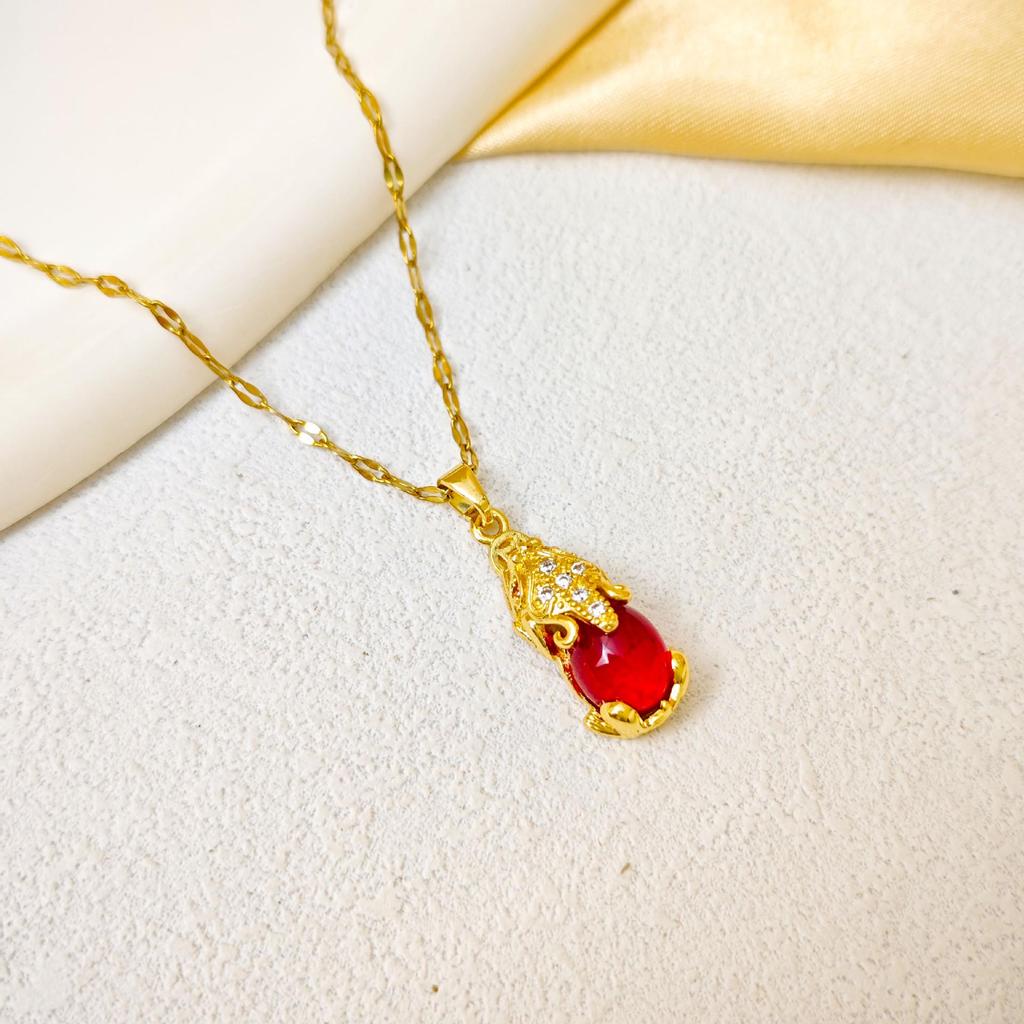 Net Celebrity Titanium Steel Fox Necklace: High-End, Colorfast, Versatile, Luxury Jewelry for Women