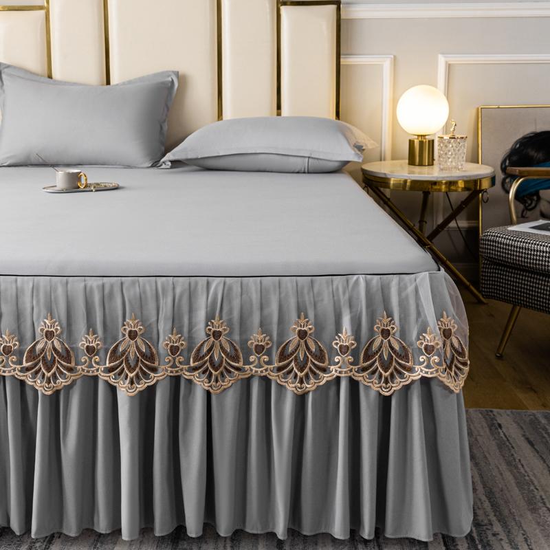 3pcs Set Raw Cotton Bed Romance Dust Protector Cover Soft Bedspread Embroidery Lace Edge Bed Skirt with 2pcs Pillowcase