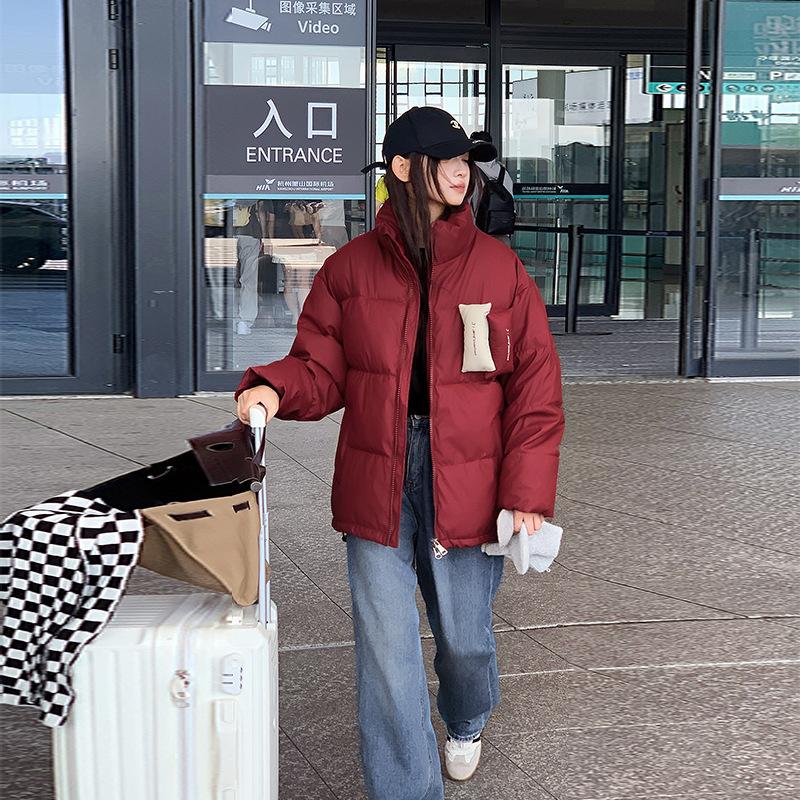 

Новая короткая стеганая хлопковая куртка для пары 2025 года, американский трендовый бренд, утолщенная куртка-пуховик, свободное женское пальто XXL красный