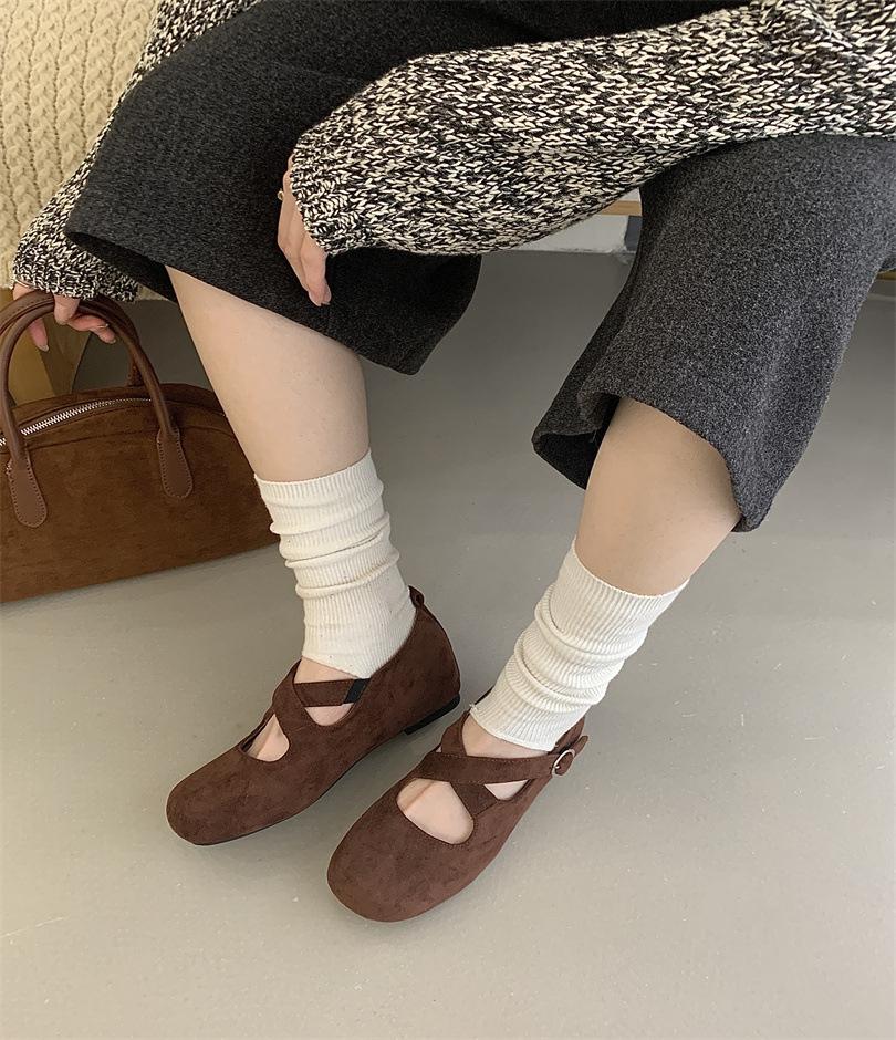 2025 autumn retro versatile pigskin insoles single shoes cross buckle Mary Jane shoes flat women's shoes