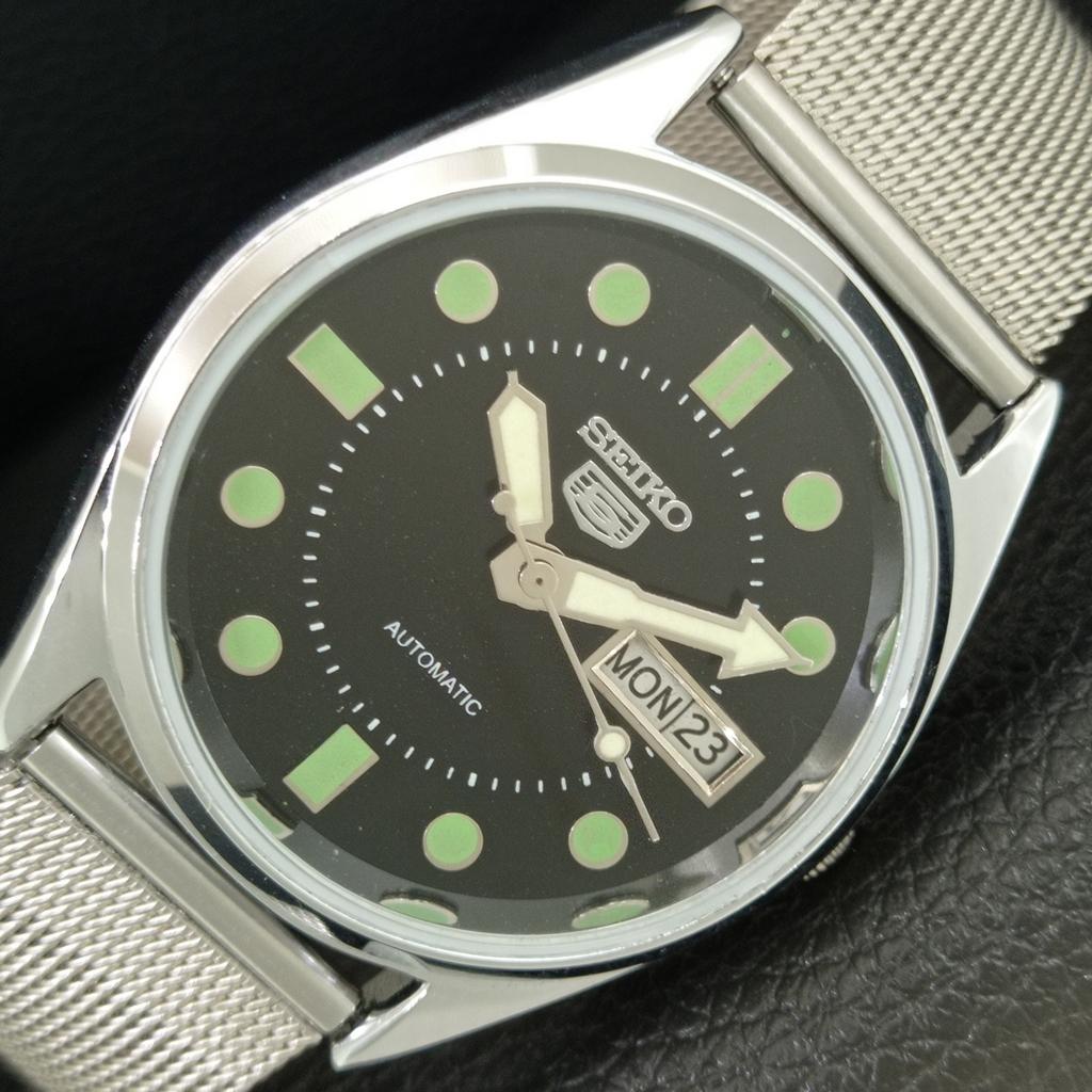 JAPAN VINTAGE REFURBISHED SEIKO 5 AUTOMATIC MENS BLACK DIAL WATCH A444234-1