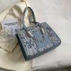 Internet celebrity fashion bag female 2024 new spring large capacity pearl chain shoulder bag niche design underarm bag