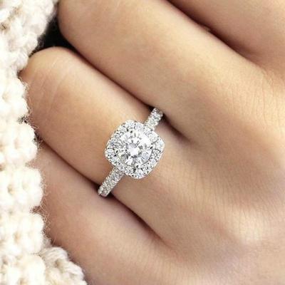 Exquisite Women's Fashion Ring Princess White Sapphire Diamond Jewelry Romantic Wedding Birthstone Bride Wedding Engagement Ring Party Jewelry AVE