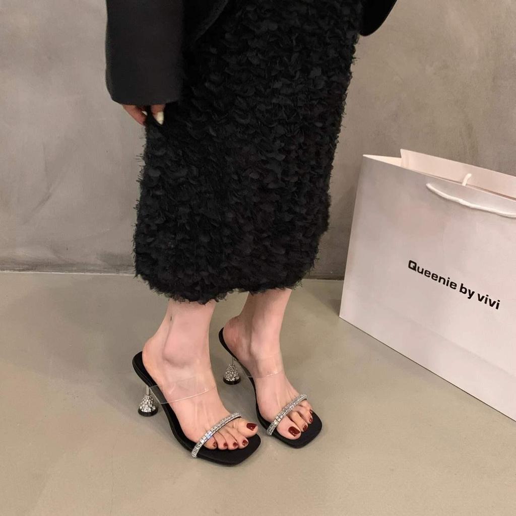 Damen 2025 Sommer Sandalen mit quadratischer Zehenpartie und Kristallabsatz - Schwarze Strass-Sandalen