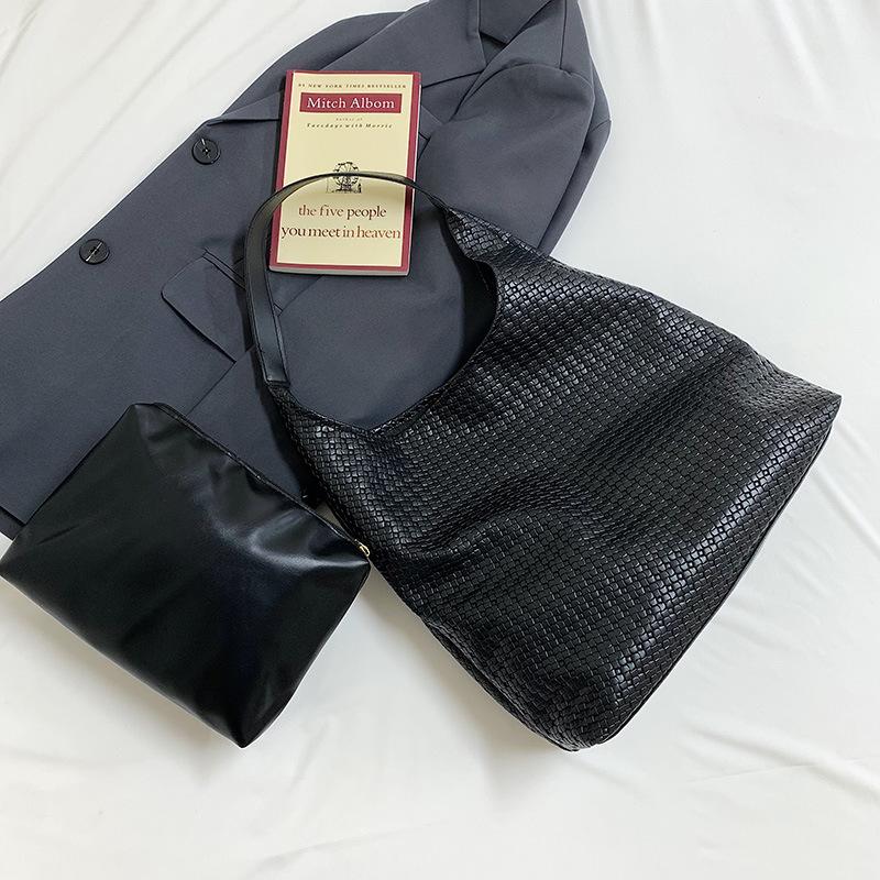 

Мода и Высокое чувство ценности, Ретро сумка «Мать и дитя», Сумка-тоут для поездок на работу, Простой повседневный плетеный узор, Вместительная наплечная сумка для женщин чёрный