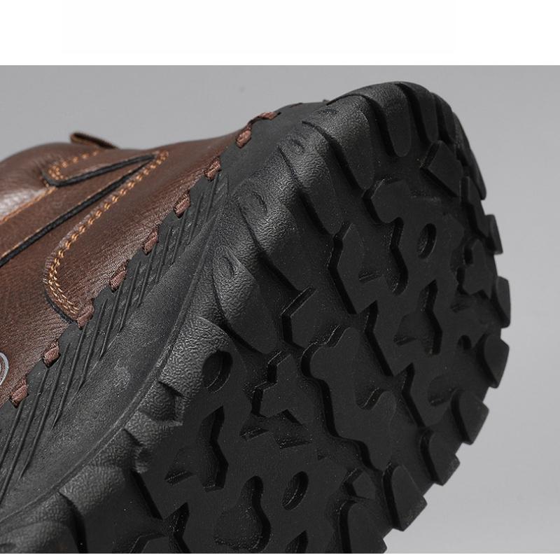 Men's High-top Leather Boots Casual Sneakers Winter Plush Shoes Snow Boots