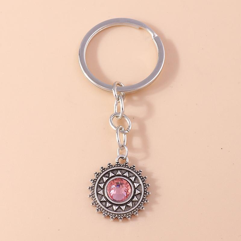 Retro Alloy Sun Moon Keychain Metal Star Keyring Pendants for Car key Holder Handbag Decor Jewelry Gifts Accessories