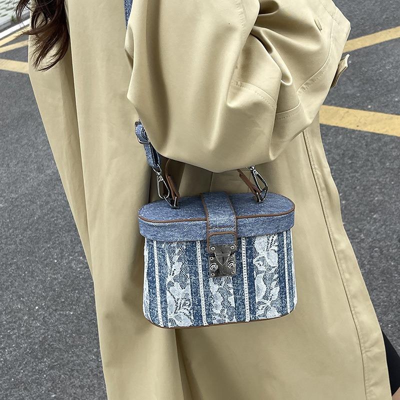 Niche High-end Hand Carry Box Bucket Bag Women's Autumn and Winter New Crossbody Fashion Shoulder Bag