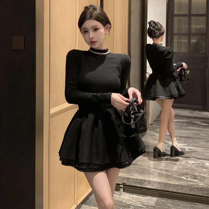 Hepburn French Sexy Temperament Crew Neck Long Sleeve High Waist Skinny Hepburn Style Splicing Fluffy Small Dress Women