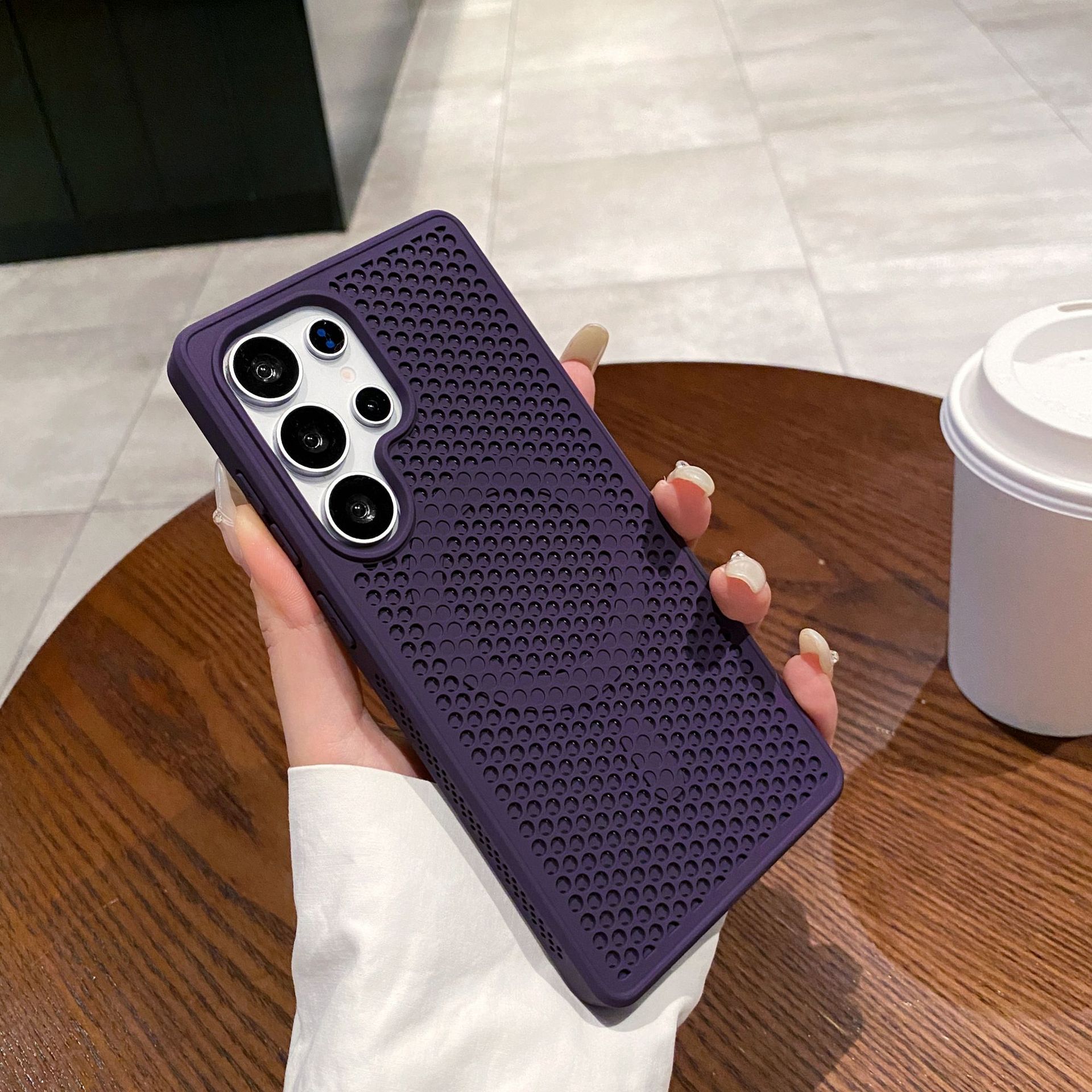 

Охлаждающая сетка в виде пчелиных сот, подходит для Samsung S25 Ultra, чувствительный к коже магнитный чехол для телефона S24 Ultra, противоударный защитный чехол S22