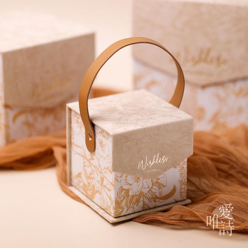 Velvet Handheld Wedding Gift Box for Bridesmaids