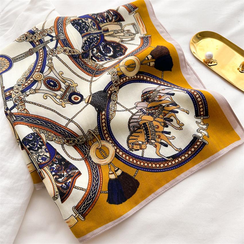 Chain carriage printing small square scarf thin retro silk scarf herringbone pattern headscarf imitation velvet shawl scarf scarf women