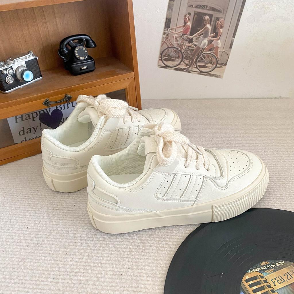 B-9108 Thick-soled Little White Shoes Women's Shoes 2024 New Autumn Niche Ins Trendy Shoes Versatile Flat-soled Leather Board Shoes
