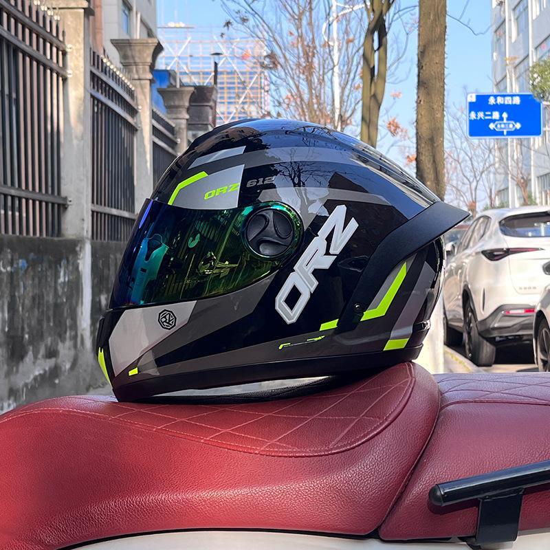 Motorcycle helmet full helmet men and women winter warm safety four seasons knight electric vehicle locomotive full