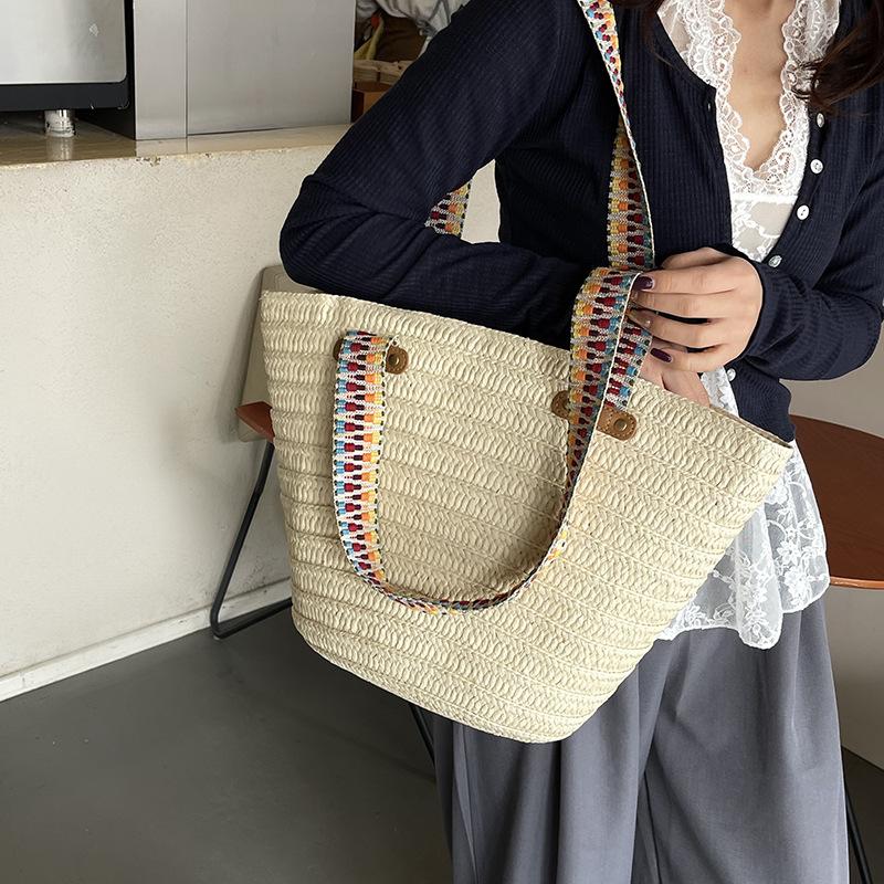 Large Capacity Commuter Straw Bag Women'S Trend Hand Carry Woven Bag Beach Vacation Shoulder Tote Bag