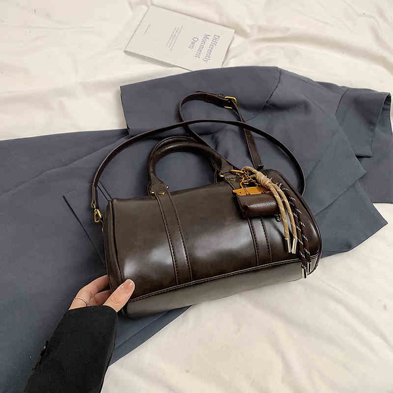 Hochwertige Sense Tote Bowlingtaschen Damen Herbst Winter Mode Umhängetaschen Neue vielseitige PU Leder Umhängetasche