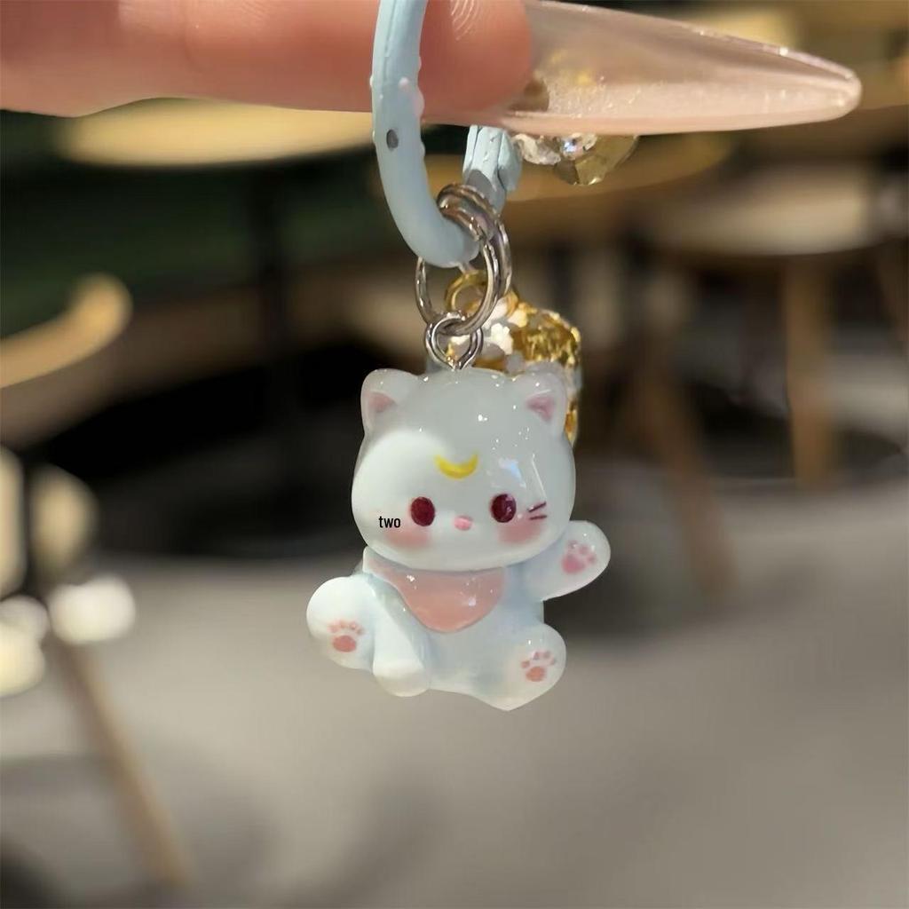 Charming Lucky Cat Bell Keychain: Cute Cartoon Pendant & Gift for Best Friends