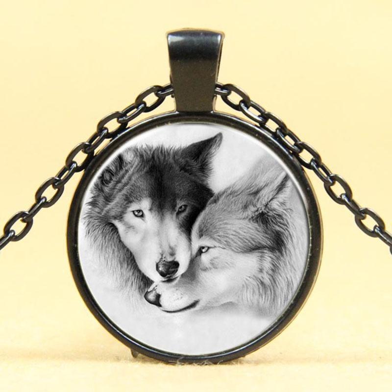 Women Jewelry Double Wolf Glass Pendant Necklace With Vintage Crystals And Elegant Chain