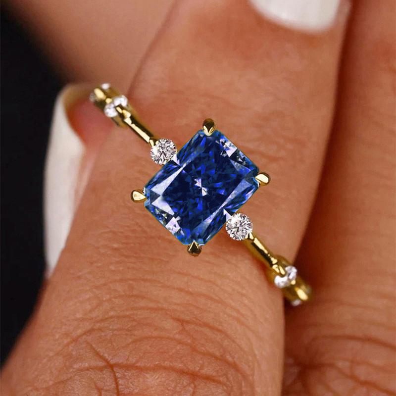 Fashion Lady Yellow Zirconia Ring Trendy Female Engagement Ceremony Jewelry Stylish Bridal Wedding Band Accessories Gift