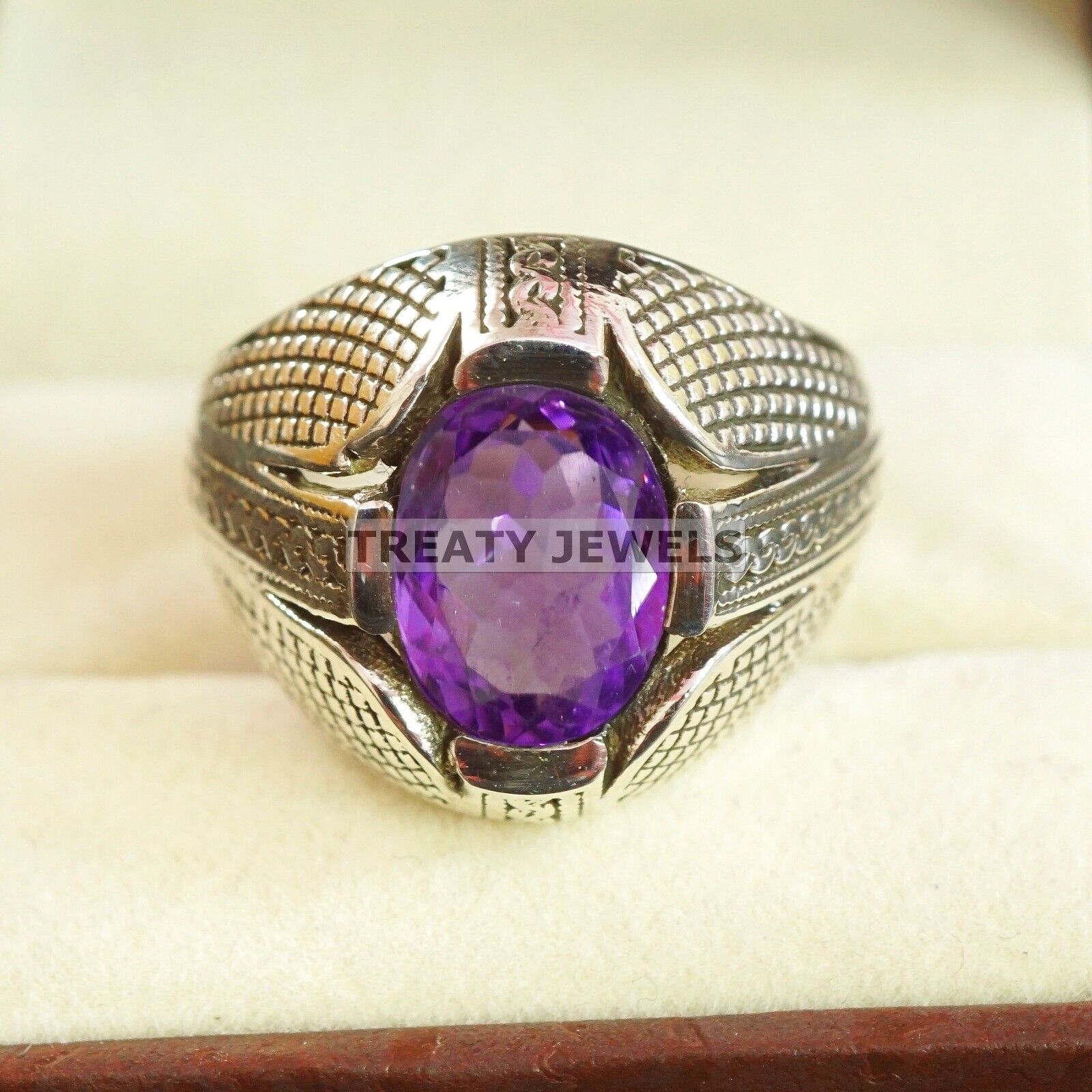 

Amethyst Oval Cut Gemstone With 925 Sterling Silver Ring For Men s #A674 JL375658843111 4-16 US срібний